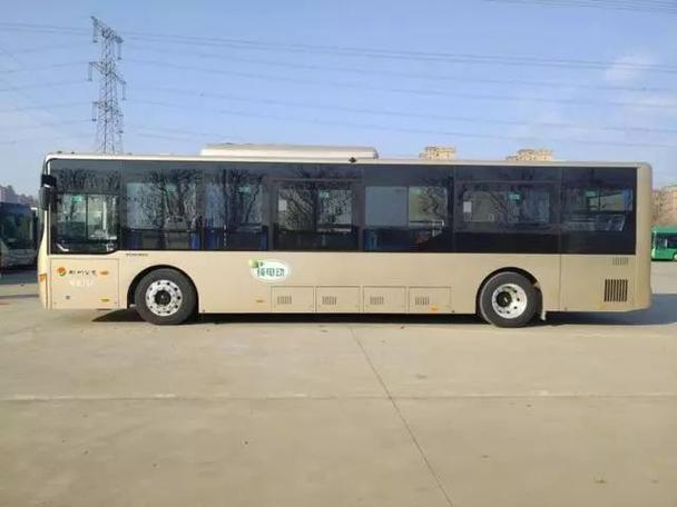 车轮上的智慧城市 郑州公交100路与高新技术信息网络的融合之路